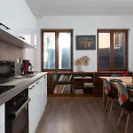 Two Room Apartment - Centre Historique