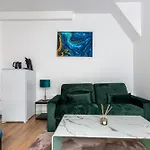 Two Room Apartment - Centre Historique